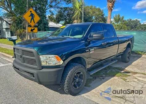 2011 Dodge Ram 2500 z USA, uszkodzony, nr VIN 3D7TT2CT1BG583527